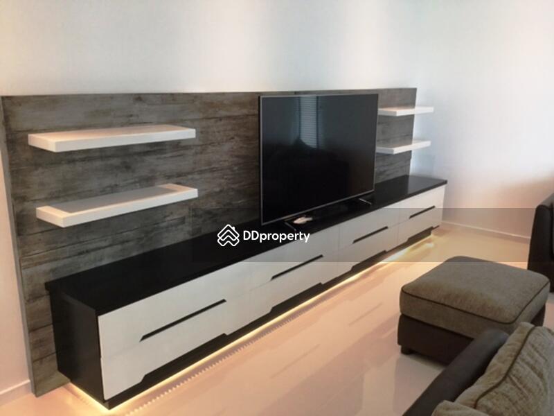 Great TV/Audio Wall