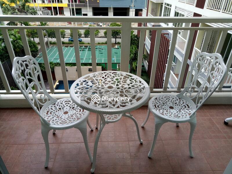 My Hip Condo, Chiang Mai, 135/51 Chiang Mai Business Park Soi 1., Nong Pa Krang, Muang Chiang Mai, Chiang Mai, 1 Bedroom, 46 sqm, Condo For Rent, by Rattawit Chaocharoensiri, 5221124 - วิวสระว่ายน้ำ - DDproperty.com