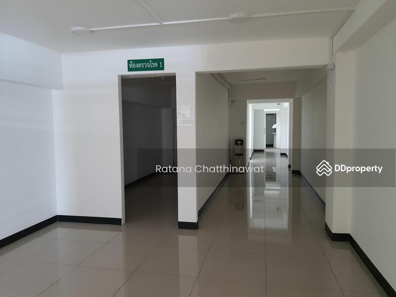 Office Building Ratchadapisek road, Bangkok, รัชดาภิเษก, Samsen Nok, Huai Khwang, Bangkok, , 1,620 sqm, Shophouse For Rent, by Ratana Chatthinawat, 5352572 - DDproperty.com