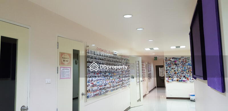 Office Building Ratchadapisek road, Bangkok, รัชดาภิเษก, Samsen Nok, Huai Khwang, Bangkok, , 1,620 sqm, Shophouse For Rent, by Ratana Chatthinawat, 5352572 - DDproperty.com