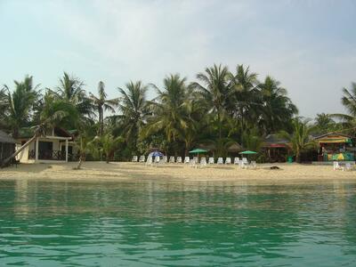 ขาย - ขายที่ดิน ติดหาด แม่น้ำ อากาศดี หาดสวยมาก ทำเลใสมากๆเกาะสมุย, สุราษฎร์ธานี