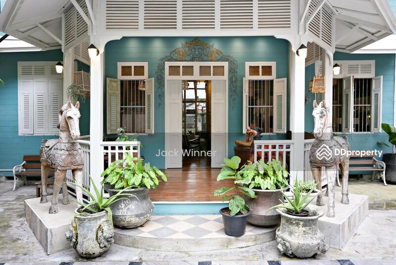 For Sale - For Sale 6Br 6Br House 116 sq.wah. near Silom Village, Bangkok