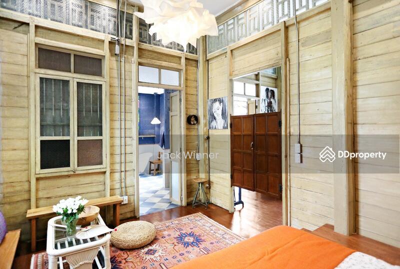 For Sale - For Sale 6Br 6Br House 116 sq.wah. near Silom Village, Bangkok