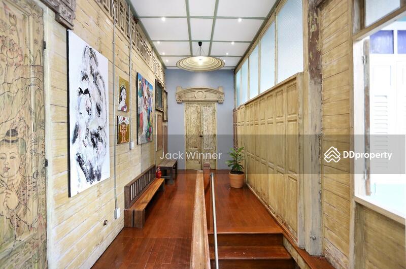 For Sale - For Sale 6Br 6Br House 116 sq.wah. near Silom Village, Bangkok