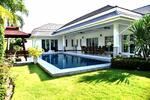 Luxury Pool Villa in Hua Hin near Palm Hills Golf Resort, เพชรบุรี