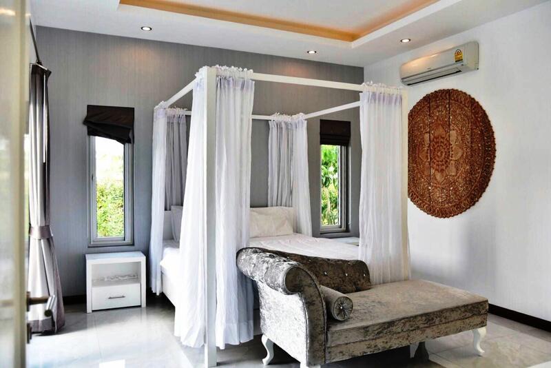 Spacious master bedroom