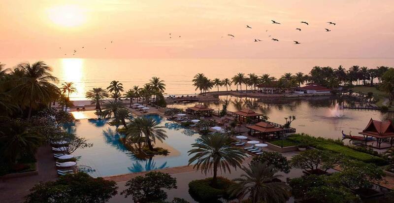 Dusit Thani sunset dining