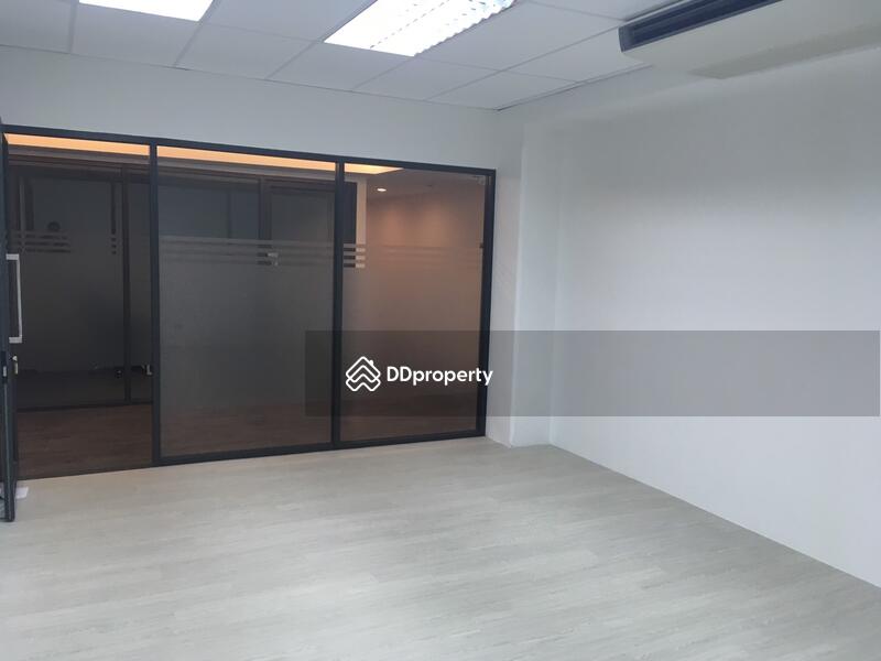 ให้เช่า - ให้เช่าสำนักงาน 25 - 300 ตรม. เมืองทอง แจ้งวัฒนะ, กรุงเทพ