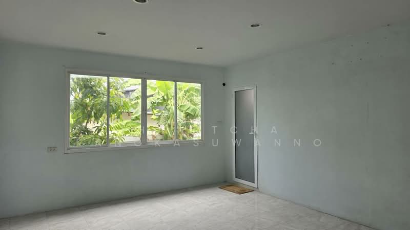 Home office 1 rai 1 ngan Srinakarin Road, Romklao, Krungthep Kreetha, Bangkok, ถนนศรีนครินทร์-ร่มเกล้า, Hua Mak, Bang Kapi, Bangkok, 4 Bedrooms, 300 sqm, Single Detached House For Rent, by Thanitcha Kangkasuwanno, 5680076 - DDproperty.com