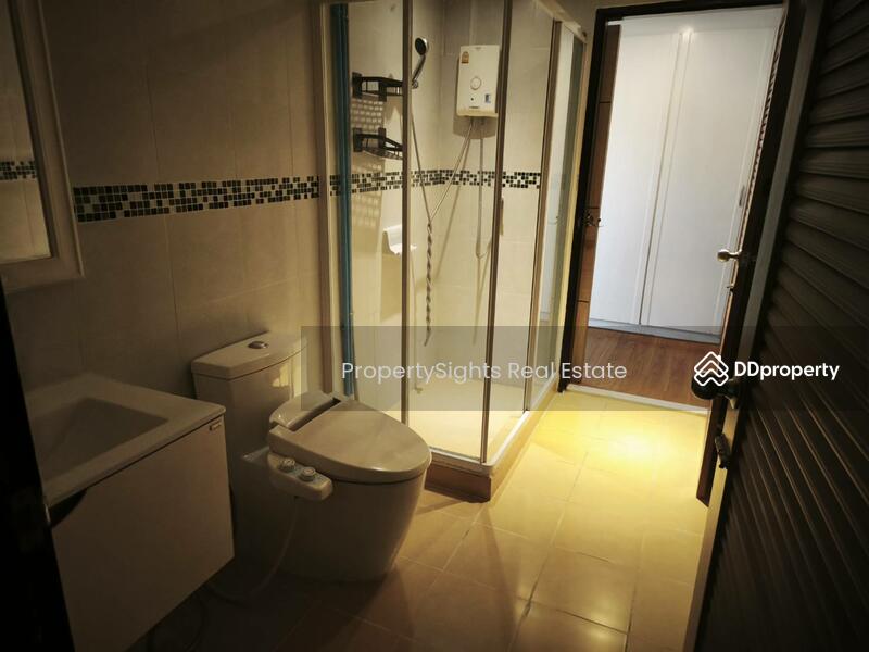 Royal Castle Sukhumvit, Bangkok, 30 Soi Sukhumvit 39, Khlongtoei Nua, Watthana, Bangkok, 3 Bedrooms, 160 sqm, Condo For Rent, by PROPERTYSIGHTS REAL ESTATE, 5834141 - DDproperty.com