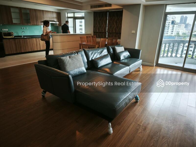 Royal Castle Sukhumvit, Bangkok, 30 Soi Sukhumvit 39, Khlongtoei Nua, Watthana, Bangkok, 3 Bedrooms, 160 sqm, Condo For Rent, by PROPERTYSIGHTS REAL ESTATE, 5834141 - DDproperty.com