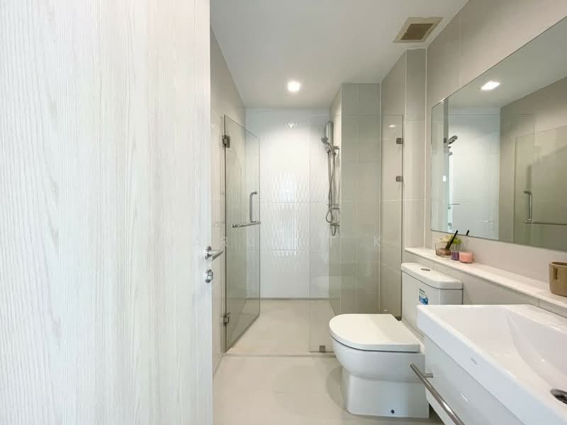 Life One Wireless, Bangkok, 1 Wireless Road, Lumphini, Pathum Wan, Bangkok, 2 Bedrooms, 45 sqm, Condo For Rent, by Jarunat K, 5835332 - DDproperty.com
