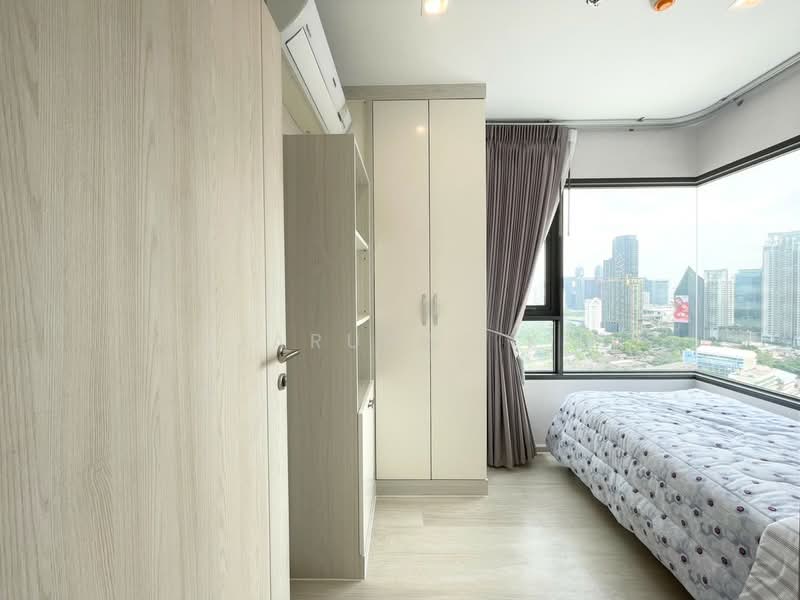 Life One Wireless, Bangkok, 1 Wireless Road, Lumphini, Pathum Wan, Bangkok, 2 Bedrooms, 45 sqm, Condo For Rent, by Jarunat K, 5835332 - DDproperty.com