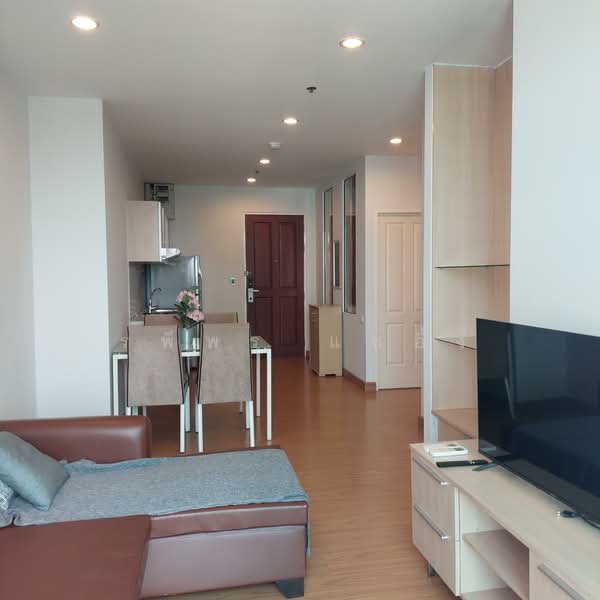 The Complete Narathiwat, Bangkok, 9 Naradhiwas Rajanagarindra Rd, Chong Nonsi, Yan Nawa, Bangkok, 2 Bedrooms, 60 sqm, Condo For Rent, by รพีพร แซ่อึ้ง, 5856014 - DDproperty.com