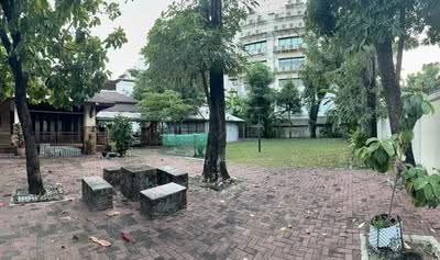 ขาย - ขาย ที่ดิน พร้อมบ้านชั้นเดียว, กรุงเทพ