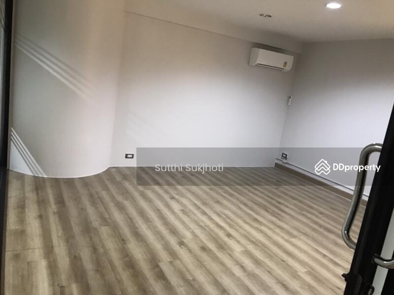 For Rent - State Tower, Bangkok