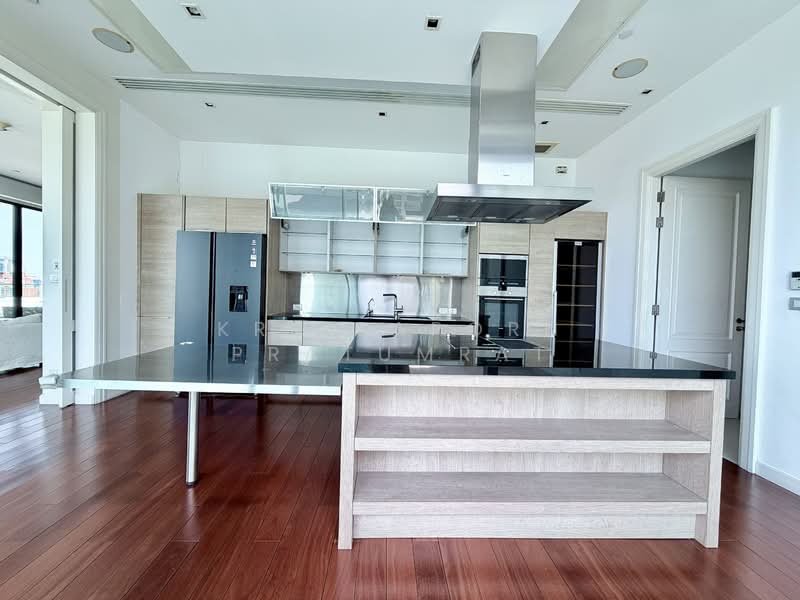 Le Raffine Sukhumvit 39, Bangkok, Soi Sukhumvit 39, Khlong Tan Nua, Watthana, Bangkok, 3 Bedrooms, 401 sqm, Condo For Sale, by Krissaporn Pratumrat, 60000370 - DDproperty.com