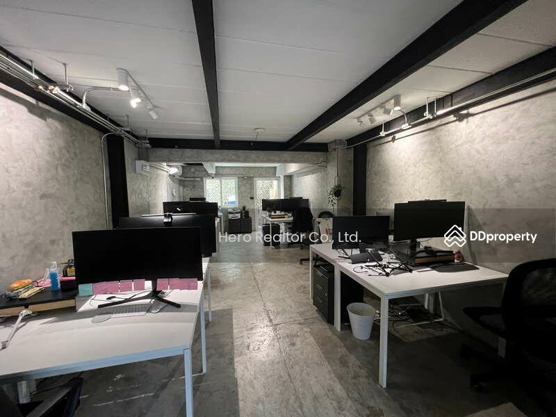 For Sale - For Sale Bangkok Shophouse Sukhumvit77 Road BTS On Nut MRT Si Nut Suan Luang BRE23261, Bangkok