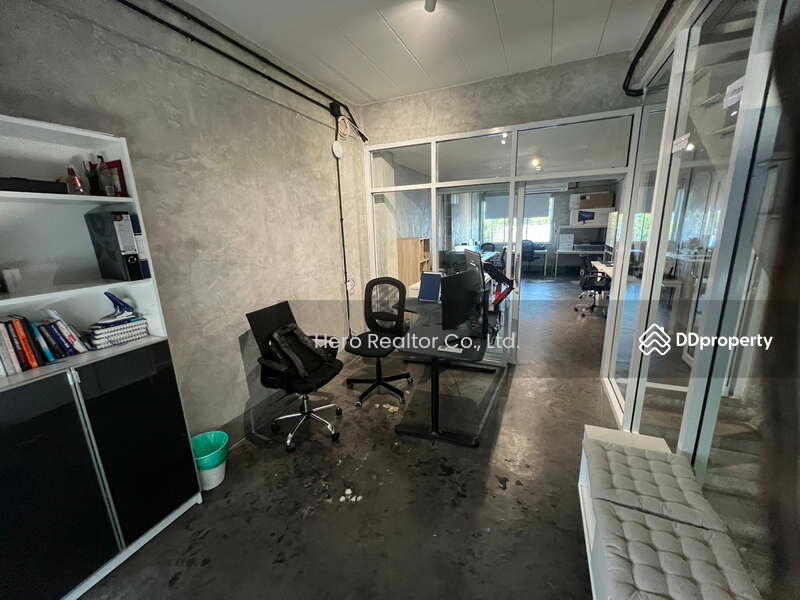 For Sale - For Sale Bangkok Shophouse Sukhumvit77 Road BTS On Nut MRT Si Nut Suan Luang BRE23261, Bangkok
