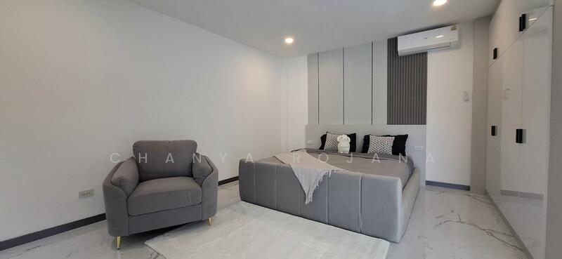 พัทยา, Chon Buri (Pattaya), Nong Pru, Bang Lamung (Pattaya), Chon Buri (Pattaya), 5 Bedrooms, 400 sqm, Villa For Sale, by Chanya Rojana, 60000627 - DDproperty.com