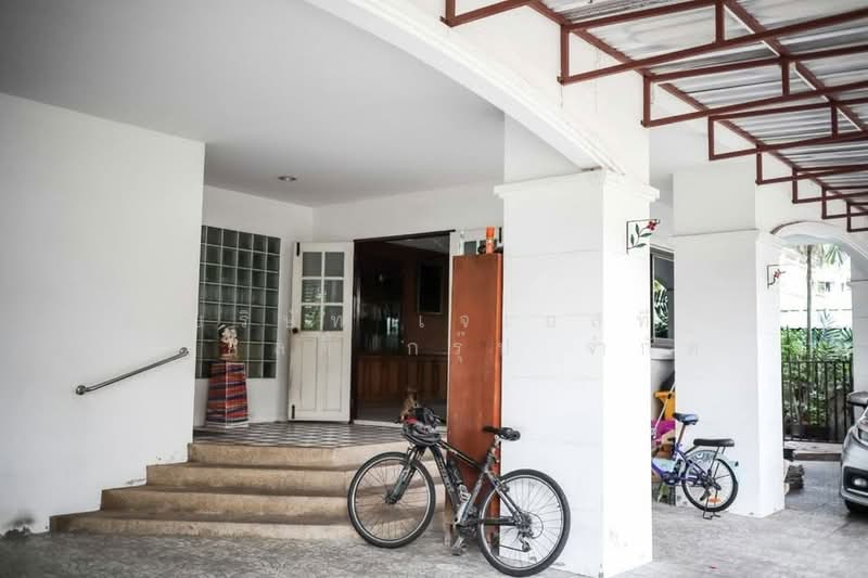 Siri House Ratchada 18 : สิริ เฮ้าส์ รัชดา 18, กรุงเทพ, Soi Lat Phrao 80, Intersection 11, วังทองหลาง, วังทองหลาง, กรุงเทพ, 700 ตร.ม., ทาวน์เฮ้าส์ ขาย, โดย บริษัท เจเอสที เรียลตี้ กรุ๊ป จำกัด, 60000990 - DDproperty.com