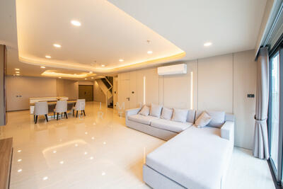 ขาย - Crystal Garden Condominium : คริสตัล การ์เด้น, กรุงเทพ