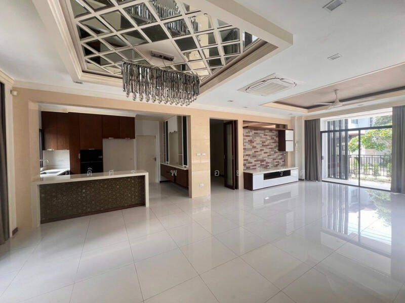 Urban Residence : เออร์เบิร์น เรสซิเดนซ์, กรุงเทพ, New Petchaburi Road, Bang Kapi, Huai Khwang, Bangkok, บางกะปิ, ห้วยขวาง, กรุงเทพ, 550 ตร.ม., คอนโด ให้เช่า, โดย อดิศร พลอยมีรัศมี, 60002216 - DDproperty.com
