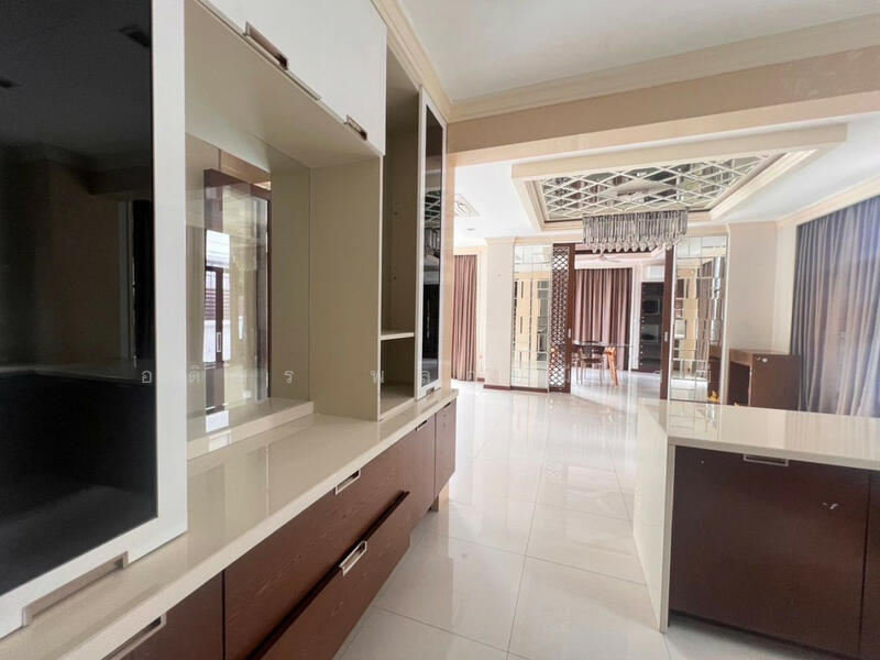 Urban Residence : เออร์เบิร์น เรสซิเดนซ์, กรุงเทพ, New Petchaburi Road, Bang Kapi, Huai Khwang, Bangkok, บางกะปิ, ห้วยขวาง, กรุงเทพ, 550 ตร.ม., คอนโด ให้เช่า, โดย อดิศร พลอยมีรัศมี, 60002216 - DDproperty.com