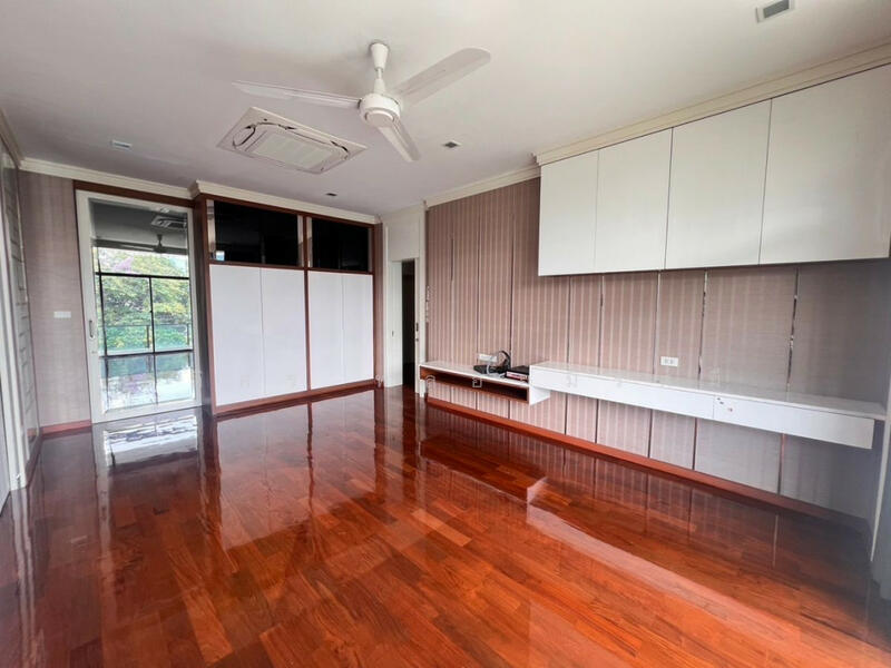 Urban Residence : เออร์เบิร์น เรสซิเดนซ์, กรุงเทพ, New Petchaburi Road, Bang Kapi, Huai Khwang, Bangkok, บางกะปิ, ห้วยขวาง, กรุงเทพ, 550 ตร.ม., คอนโด ให้เช่า, โดย อดิศร พลอยมีรัศมี, 60002216 - DDproperty.com