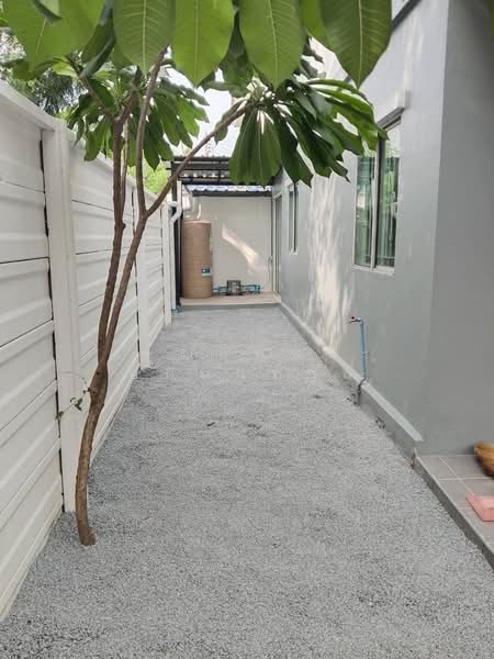 Pruksa Ville 44 Boromarajajonani-Pinklao, Nakhon Pathom, Borommaratchachonnani Road, Bang Toei, Sam Phran, Nakhon Pathom, 3 Bedrooms, 120 sqm, Townhouse For Rent, by คุณนพพล อภินนท์กูล, 60002288 - DDproperty.com