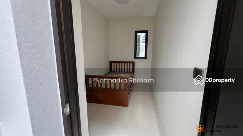 For Rent - Rare luxury! 5bed detached house on sukhumvit 26 near bts phrom phong, Bangkok