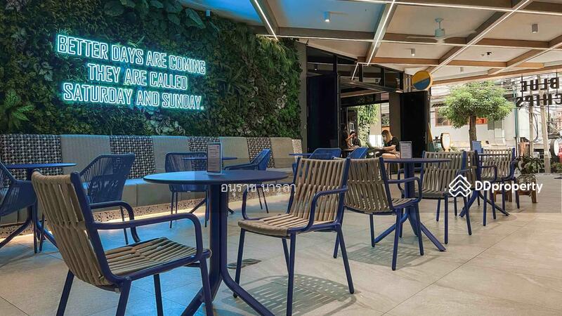 free alfresco seating