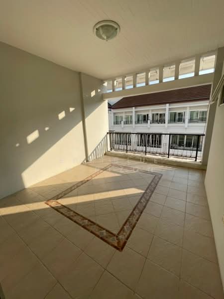 For Rent - Baan Klang Krung Sathorn, Bangkok