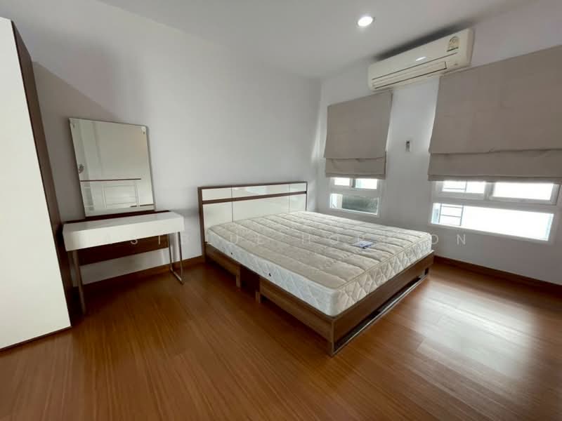 For Rent - Baan Klang Krung Sathorn, Bangkok