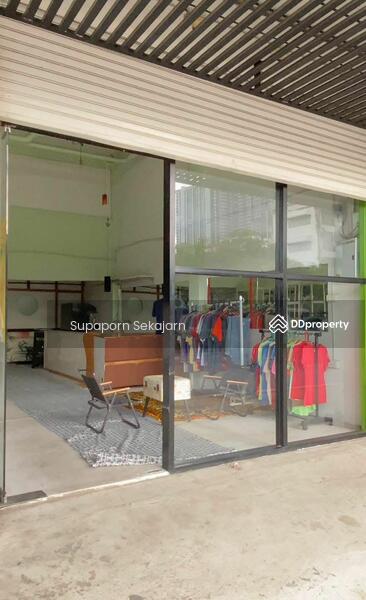 For Rent - ให้เช่าร้านค้า/shop ชั้นเดียว ติดถนนจรัญสนิทวงศ์, Bangkok