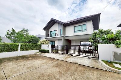 ขาย - เวนิว โฟลว์ แจ้งวัฒนะ(Venue Flow Chaengwattana), นนทบุรี