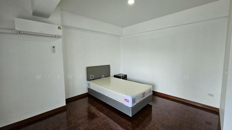 Prompong Mansion, Bangkok, 36 Soi Sukhumvit 39, Khlongtoei Nua, Watthana, Bangkok, 3 Bedrooms, 260 sqm, Condo For Rent, by Wiphada Phairam, 60006265 - DDproperty.com