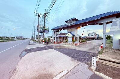 ขาย - ขายอาคารพาณิชย์ 4 ชั้น หมู่บ้านสิทธิทรัพย์ ถนนลำลูกกา ปทุมธานี, ปทุมธานี