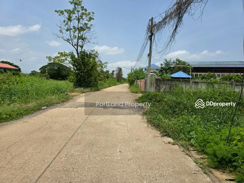 ขาย - ขายที่ดิน ที่สวย ทำเลดี ถมแล้ว ขายถูก ติดถนนด้านข้างโรงเรียนอนุบาลแห่งที่ 2, อุตรดิตถ์