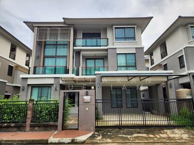 ขาย - Passorn Songprapa : ภัสสร สรงประภา, กรุงเทพ