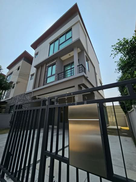 Baan Klang Muang The Edition Rama 9-Krungthep Kreetha, Bangkok, Kanchanaphisek Road 23, Saphan Sung, Saphan Sung, Bangkok, 4 Bedrooms, 218 sqm, Single Detached House For Rent, by ปรินทร์ญาดา ชิณโชติ, 60007272 - DDproperty.com