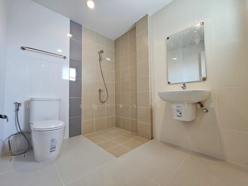 Baan Klang Muang The Edition Rama 9-Krungthep Kreetha, Bangkok, Kanchanaphisek Road 23, Saphan Sung, Saphan Sung, Bangkok, 4 Bedrooms, 218 sqm, Single Detached House For Rent, by ปรินทร์ญาดา ชิณโชติ, 60007272 - DDproperty.com