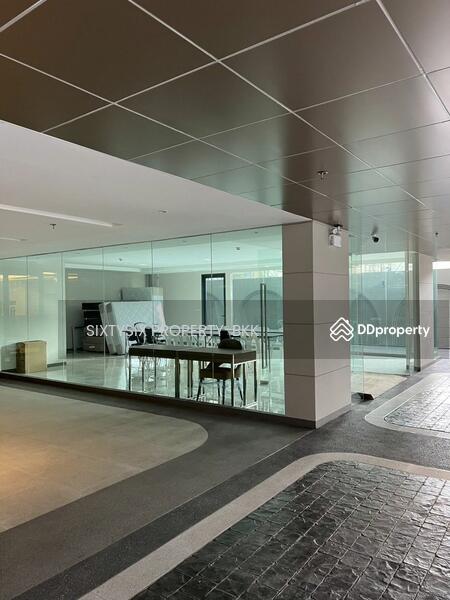 For Rent - Commercial Shop In Prompong, Bangkok