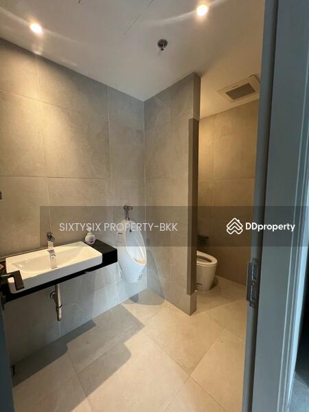 For Rent - Commercial Shop In Prompong, Bangkok