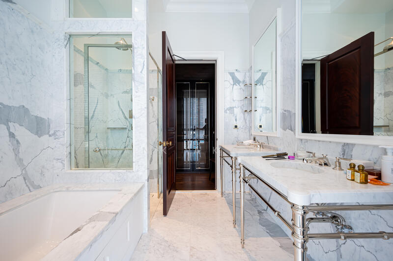 98 Wireless, Bangkok, 98 Wireless Road, Lumphini, Pathum Wan, Bangkok, 2 Bedrooms, 121 sqm, Condo For Rent, by Frank Akawin, 60008219 - DDproperty.com