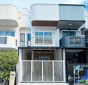 ขาย - หมู่บ้าน 84 แมนชั่น : Baan 84 Mansion, กรุงเทพ