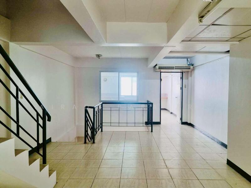 บ้านรุ่งกิจวิลล่า 14, Bangkok, Khlong Sam Prawet, Lat Krabang, Bangkok, , 83 sqm, Shophouse For Sale, by Airada Parasarn, 60008533 - DDproperty.com