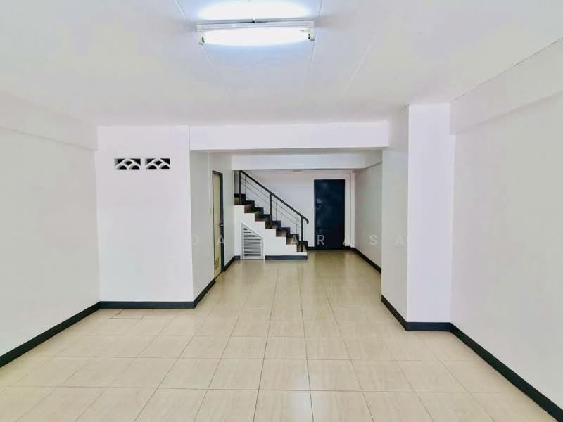 บ้านรุ่งกิจวิลล่า 14, Bangkok, Khlong Sam Prawet, Lat Krabang, Bangkok, , 83 sqm, Shophouse For Sale, by Airada Parasarn, 60008533 - DDproperty.com