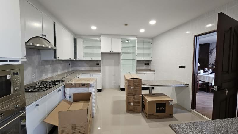 Charan Tower Residences by Aspira, Bangkok, 19 Soi Sukhumvit 43, Khlong Tan Nua, Watthana, Bangkok, 4 Bedrooms, 320 sqm, Apartment For Rent, by BANGKOK PROPERTY AGENTS CO., LTD., 60008736 - DDproperty.com