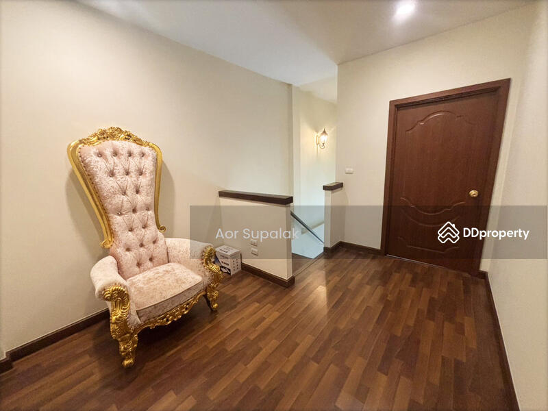 ขาย - Venice Di Iris Watcharapon : เวนิส ดิ ไอริส วัชรพล, กรุงเทพ